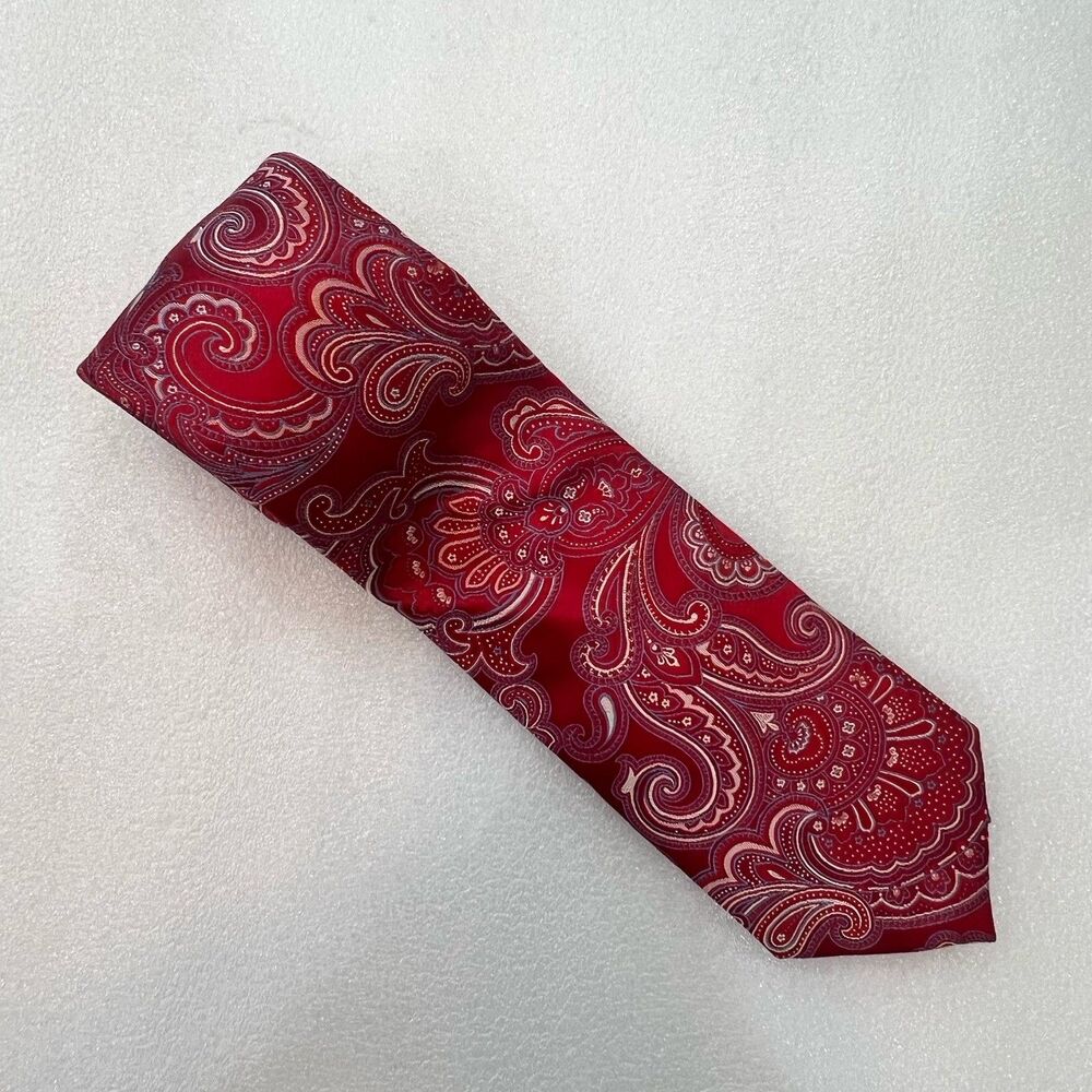 Hart Schaffner Marx Red Paisley Silk Men's Tie